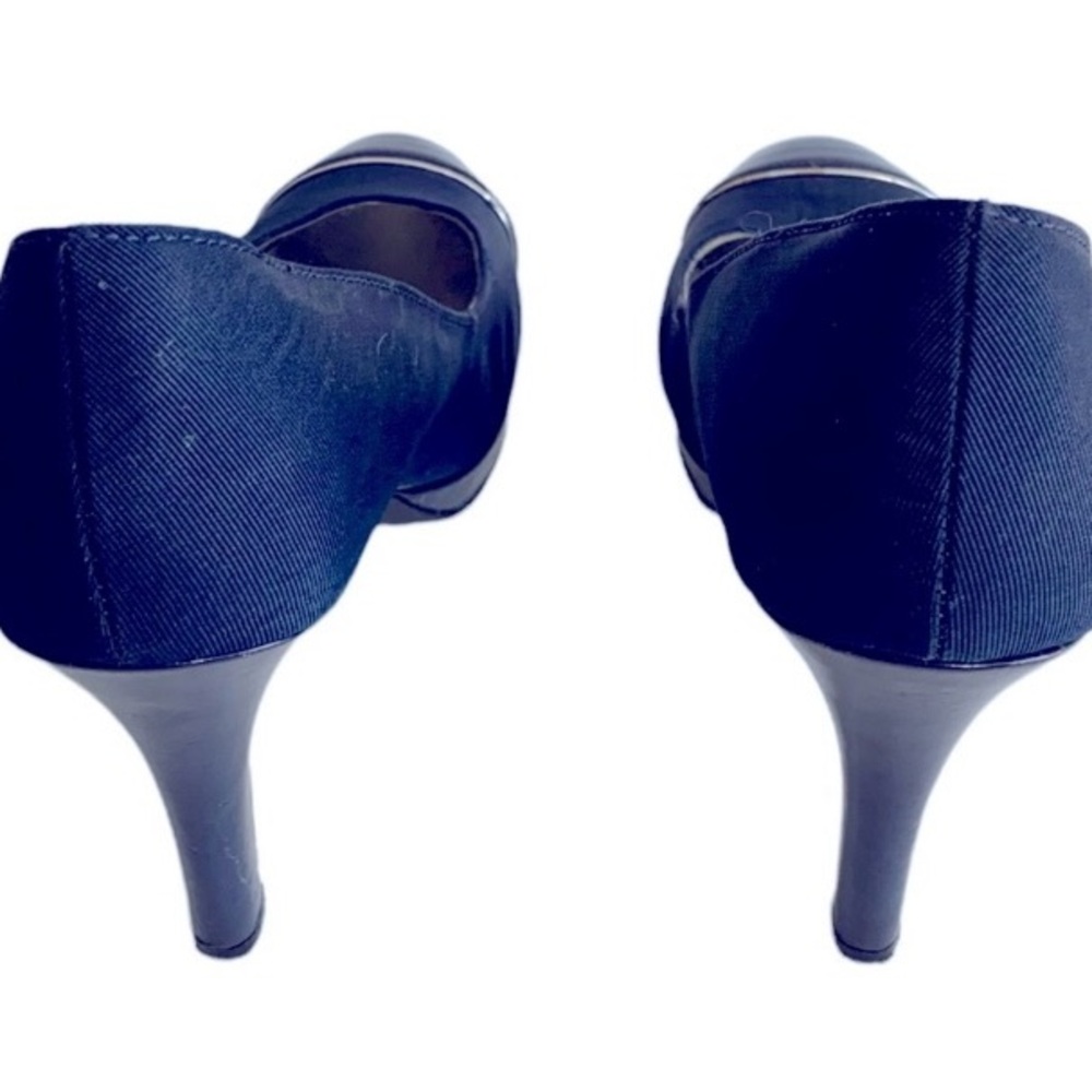 Tahari Laurie Cap Heels Sz 7.5 - Picture 5 of 7